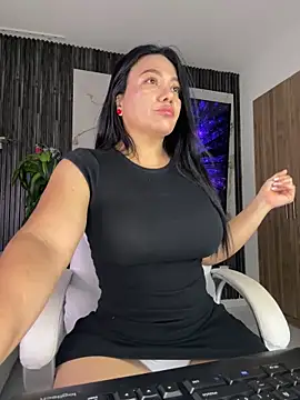 Snapshot of Abril10_ chatting on May 22, 2:26 pm Abril10 online show from May 22, 2:26 pm