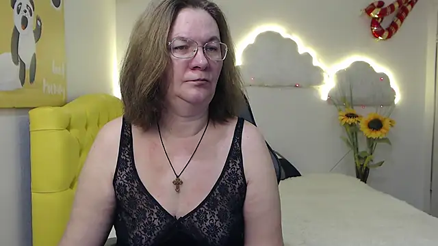 HolyMilfa online show from February 9, 7:48 am