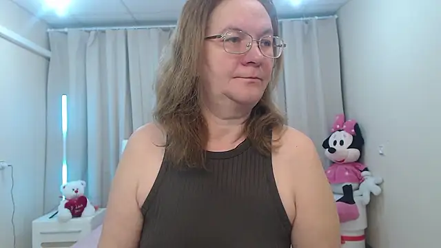 HolyMilfa online show from March 23, 7:30 am