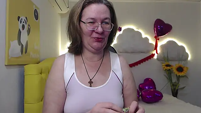 HolyMilfa online show from February 20, 7:45 am