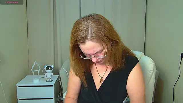 HolyMilfa online show from February 2, 1:32 pm