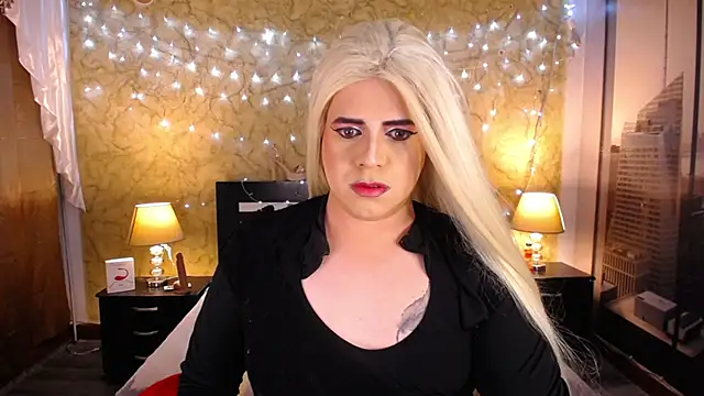 foxxibitchlatina exotic online show from December 11, 8:07 pm