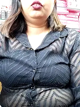 Snapshot of QueenHaryana chatting on March 22, 12:14 pm QueenHaryana online show from March 22, 12:14 pm