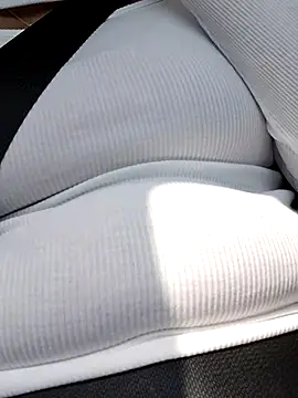 Snapshot of QueenHaryana chatting on March 18, 7:22 am QueenHaryana online show from March 18, 7:22 am