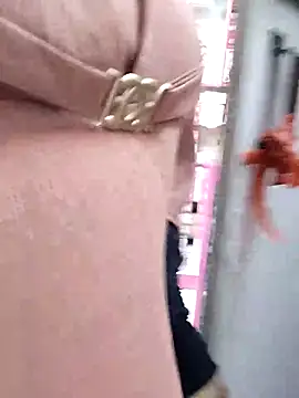 Snapshot of QueenHaryana chatting on March 20, 1:59 pm QueenHaryana online show from March 20, 1:59 pm