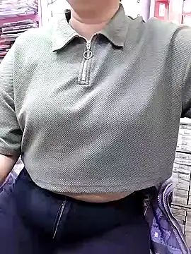 Snapshot of QueenHaryana chatting on October 23, 8:02 am QueenHaryana online show from October 23, 8:02 am