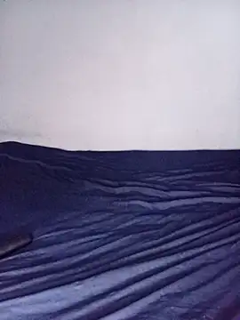 lisa larry88 online show from November 17, 5:00 am