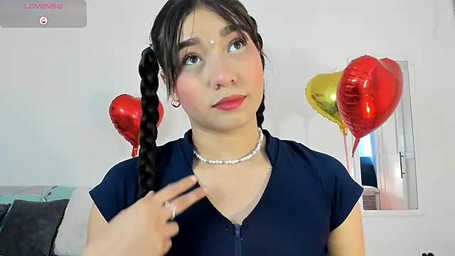 Snapshot of Maia_W10 chatting on February 25, 6:23 pm Maia W10 online show from February 25, 6:23 pm