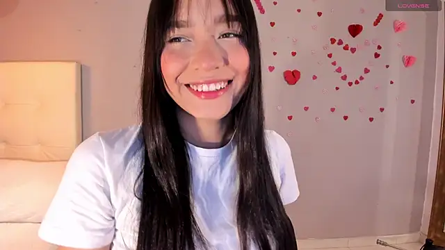 Maia W10 online show from April 8, 12:28 pm