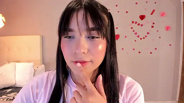 Maia W10 online show from March 21, 12:31 pm