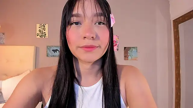 Snapshot of Maia_W10 chatting on April 21, 12:01 pm Maia W10 online show from April 21, 12:01 pm