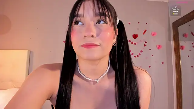 Maia W10 online show from April 7, 12:18 pm