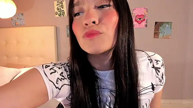 Maia W10 online show from April 13, 1:15 pm