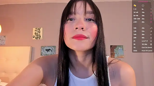 Maia W10 online show from April 16, 11:44 am