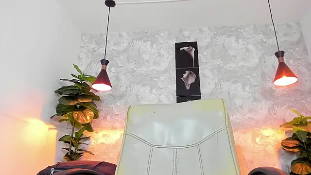 Regan   online show from December 16, 7:51 pm