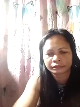 Snapshot of 880HOT chatting on June 17, 12:48 pm 880HOT online show from June 17, 12:48 pm