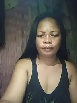 Snapshot of 880HOT chatting on July 29, 8:30 pm 880HOT online show from July 29, 8:30 pm