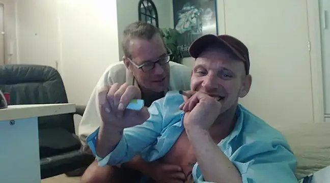 mikeythebestsucker online show from December 7, 2:47 am