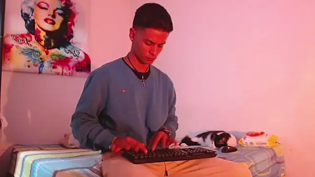 enjoy vibes online show from November 23, 3:49 am