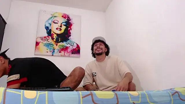 enjoy vibes online show from December 3, 10:47 am