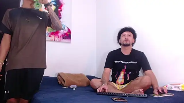 enjoy vibes online show from November 27, 1:33 pm