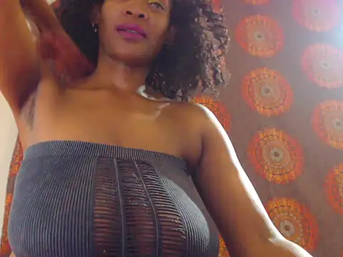 Snapshot of Silkytitss chatting on December 13, 7:10 pm Silkytitss online show from December 13, 7:10 pm