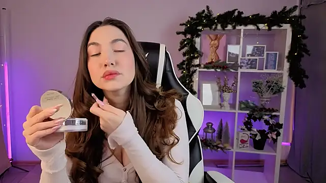 Snapshot of MelissaLovvv chatting on January 18, 5:55 am MelissaLovvv online show from January 18, 5:55 am