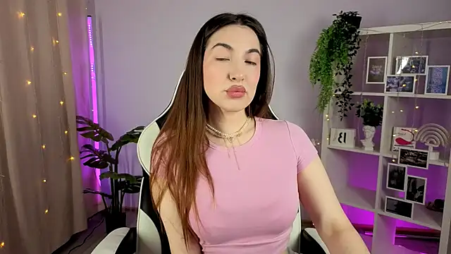 MelissaLovvv online show from November 7, 5:01 am