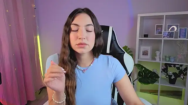 MelissaLovvv online show from July 11, 9:31 am