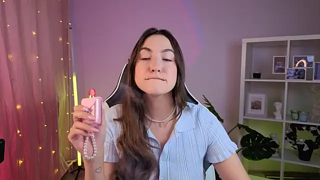 MelissaLovvv online show from July 1, 3:51 am