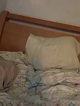 kioluy online show from January 11, 11:22 pm