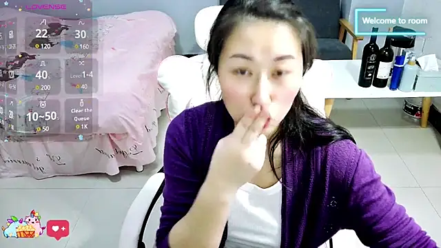 Fringya online show from February 1, 7:15 am