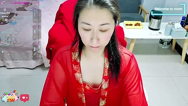 Fringya online show from February 4, 9:38 am