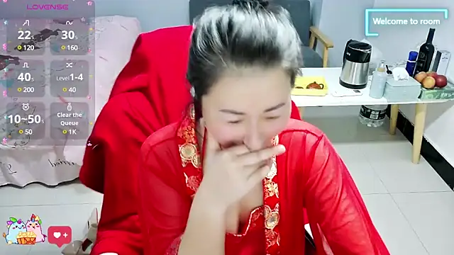 Fringya online show from February 4, 3:47 pm