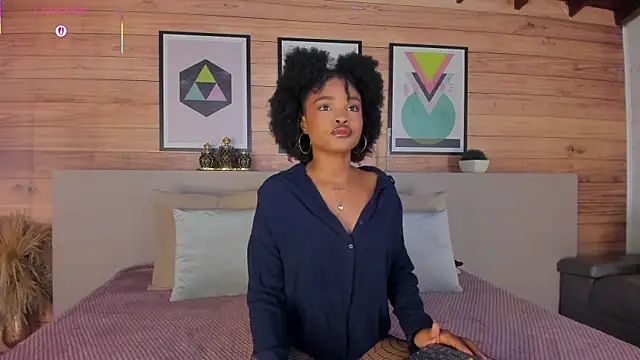 AriaFoster online show from April 9, 3:30 am