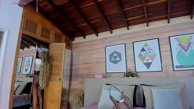 AriaFoster online show from March 11, 3:55 am