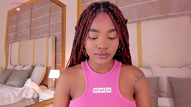 Snapshot of AriaFoster chatting on November 3, 11:41 pm AriaFoster online show from November 3, 11:41 pm