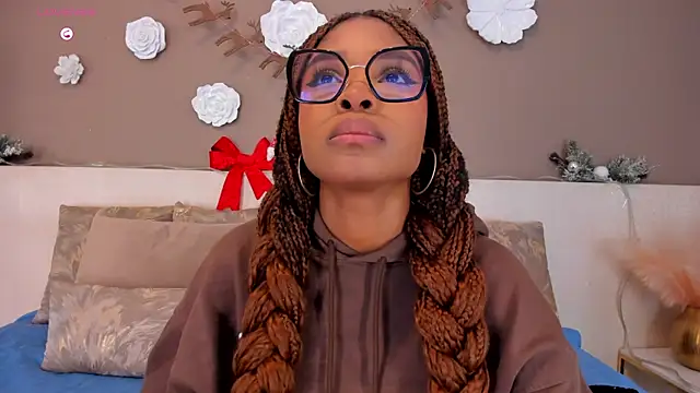 AriaFoster online show from December 15, 3:45 am