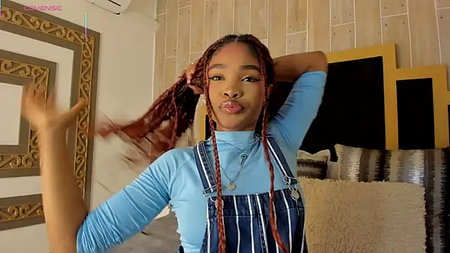 Snapshot of AriaFoster chatting on October 21, 11:15 pm AriaFoster online show from October 21, 11:15 pm