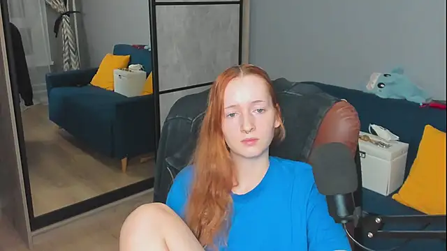 OddlyFamiliar online show from September 23, 3:52 pm