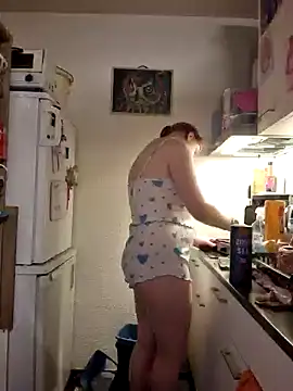 Snapshot of rose_bunny chatting on January 17, 12:42 pm rose bunny online show from January 17, 12:42 pm