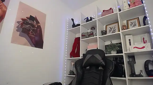 catalinapalencia online show from March 4, 9:54 pm