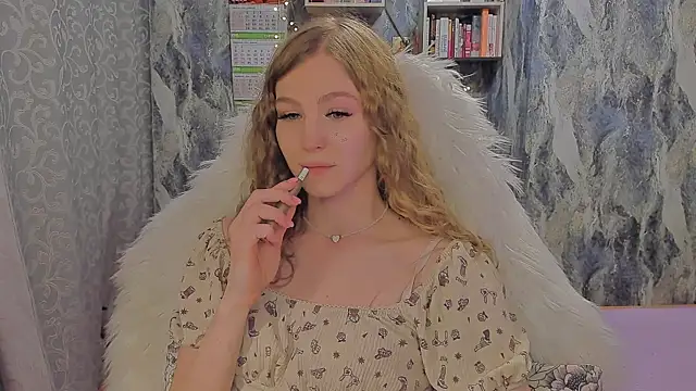 JuxxxsyBunx online show from November 2, 10:42 am