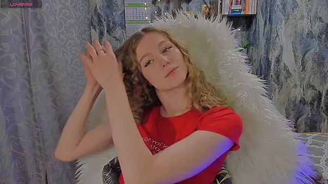 JuxxxsyBunx online show from October 4, 12:07 pm