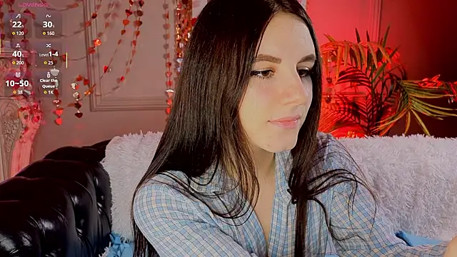 Kelly Woods online show from February 18, 3:41 pm