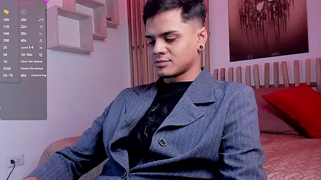 Myk3xx online show from December 17, 12:11 pm