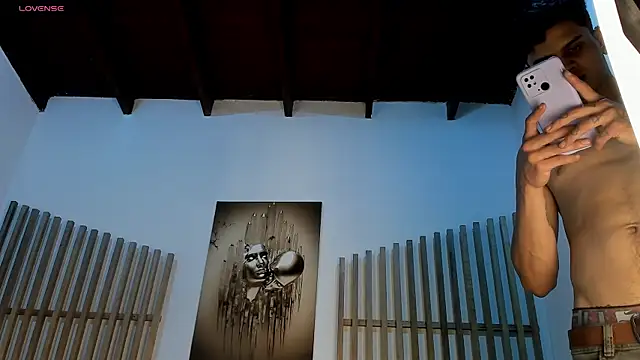 Myk3xx online show from December 10, 7:43 pm