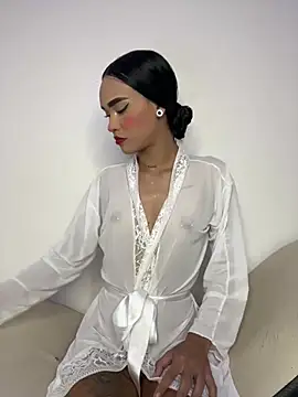 Exotic girl666 online show from May 24, 1:38 am
