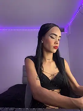 Snapshot of Exotic_girl666 chatting on October 12, 12:45 am Exotic girl666 online show from October 12, 12:45 am