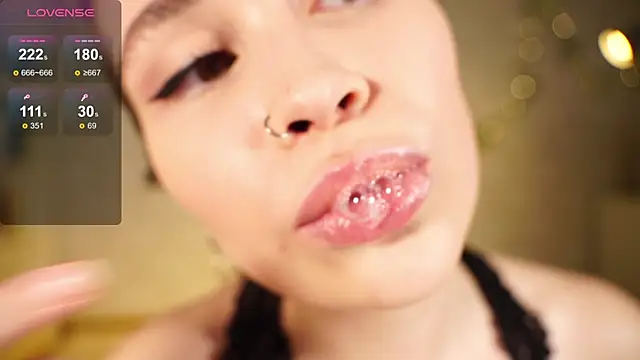 alma yammy online show from December 3, 4:28 pm